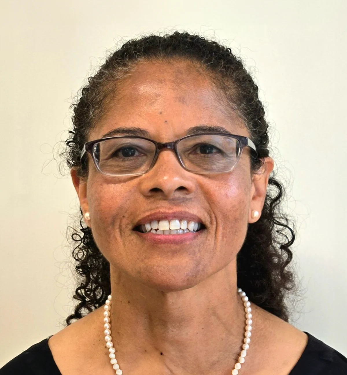 Dr. Sandra Connolly, MD 